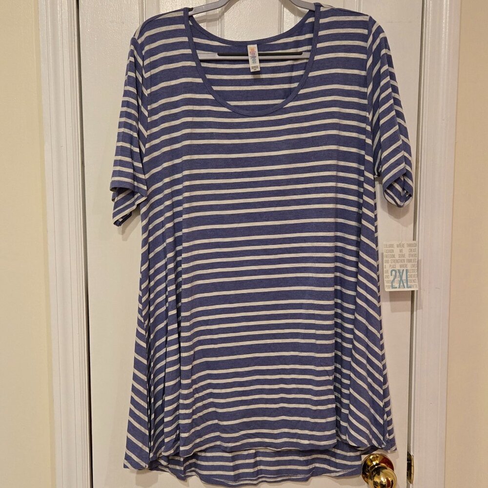NWT LuLaRoe blue striped Perfect Tee - 2XL